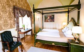 Hotel & Tagungszentrum Schloss Hohenfels