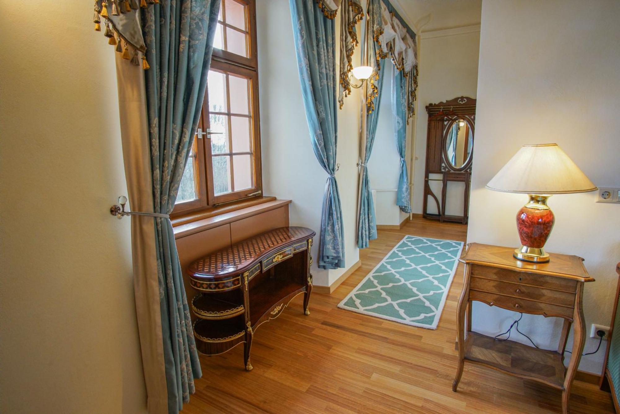 Hotel & Tagungszentrum Schloss Hohenfels Hohenfels  Extérieur photo
